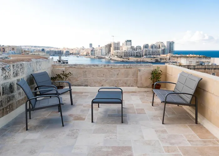 Valletta Collection - 101 Republic